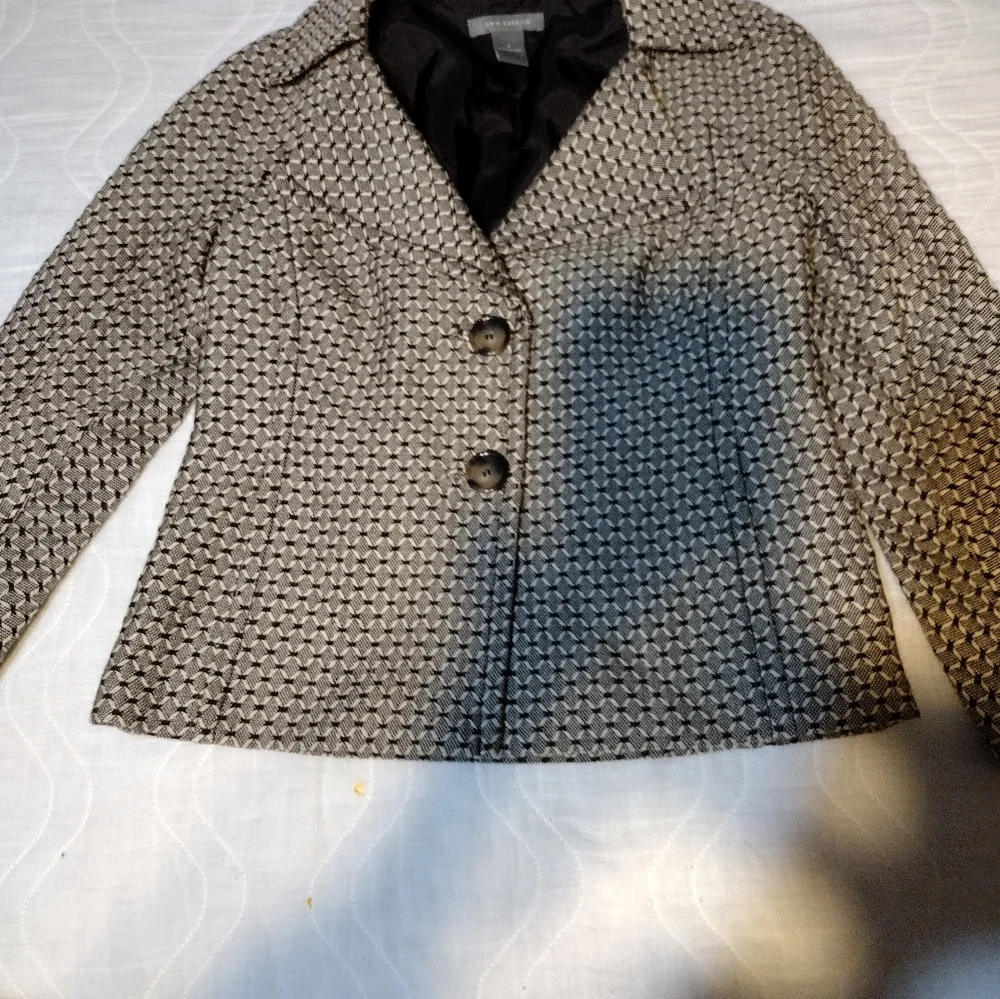 Women's Ann Taylor Black and White Geometric Pattern Blazer Jacket Size 0 - Picture 2 of 11